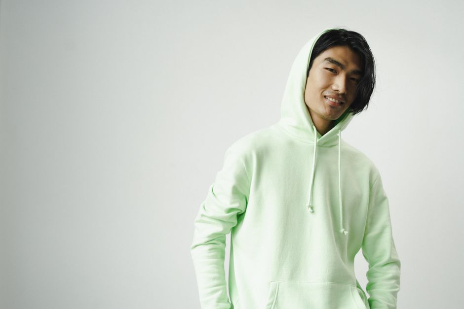 9 Essential Hoodies and Sweatshirts for a Stylish Cozy Look