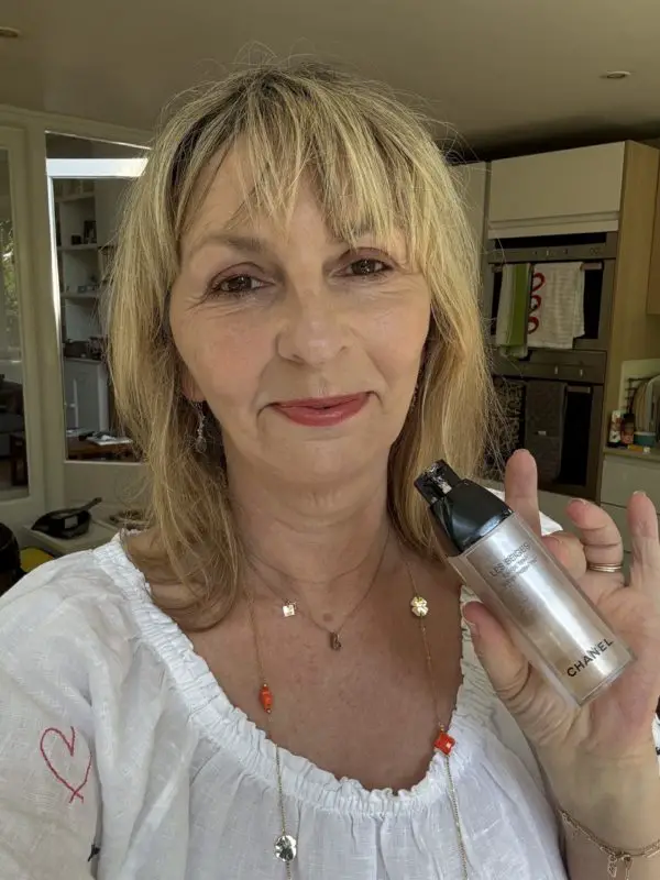 CHANEL Water Fresh Tint Review : An Oldie But A Very, Very Goodie